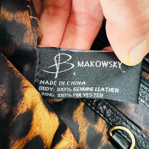 B. Makowsky Women's Black 100% Genuine Leather Hobo Shoulder Bag - Picture 14 of 16